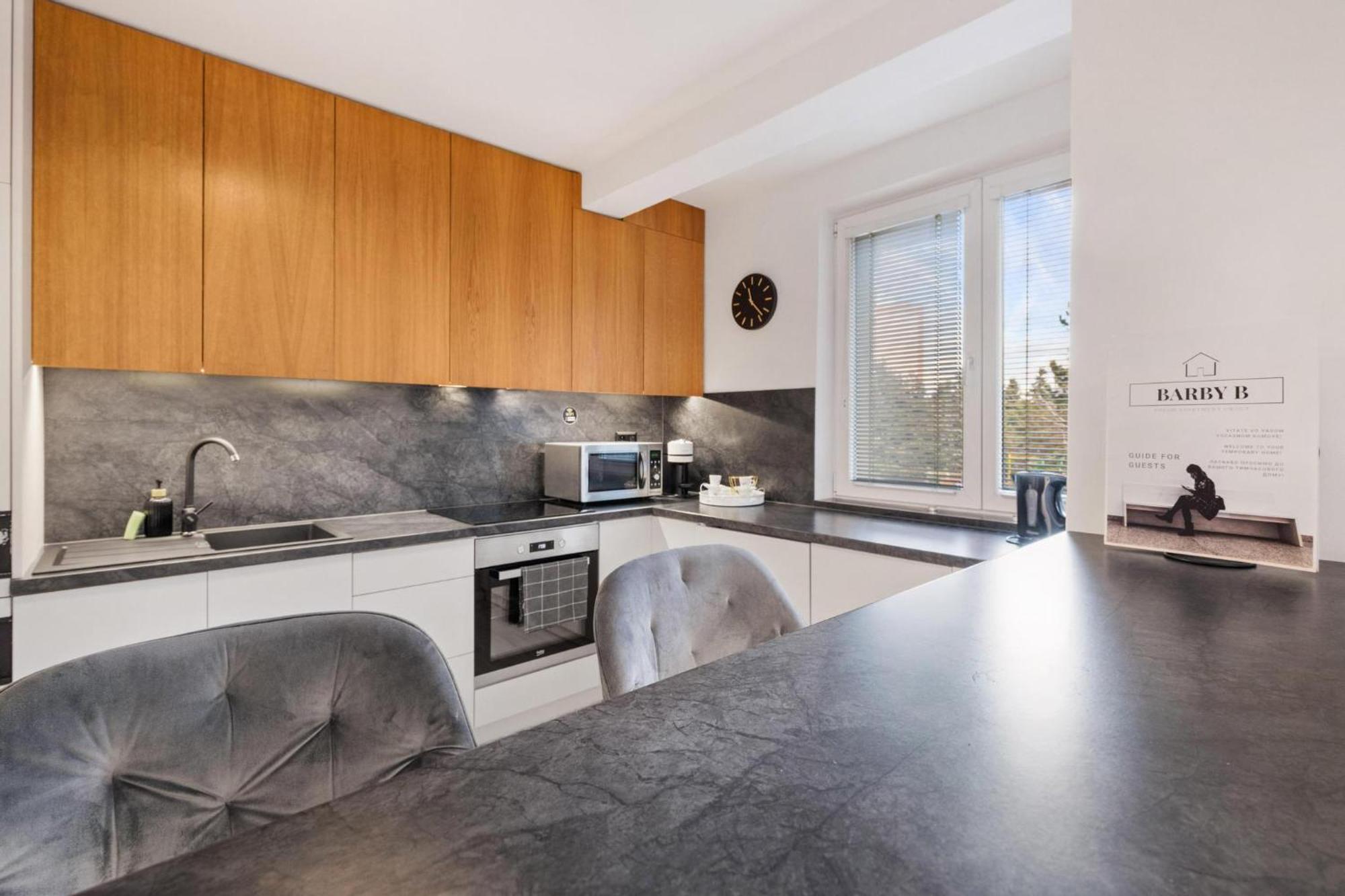 Barbyb Apartment - With Free Parking Bratislava Exterior photo